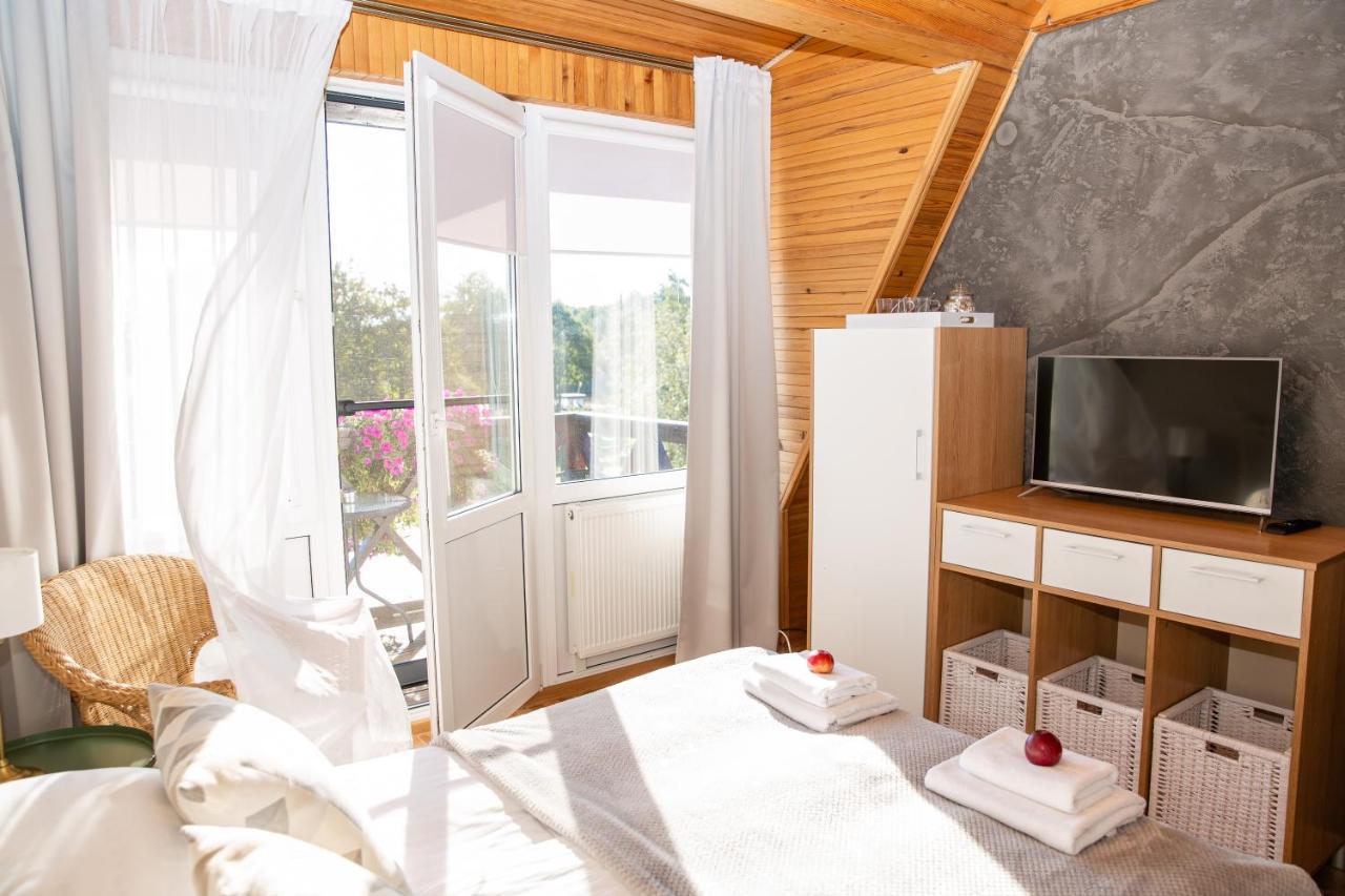 Bed and Breakfast Melynojo Karpio Namas Kinty Экстерьер фото
